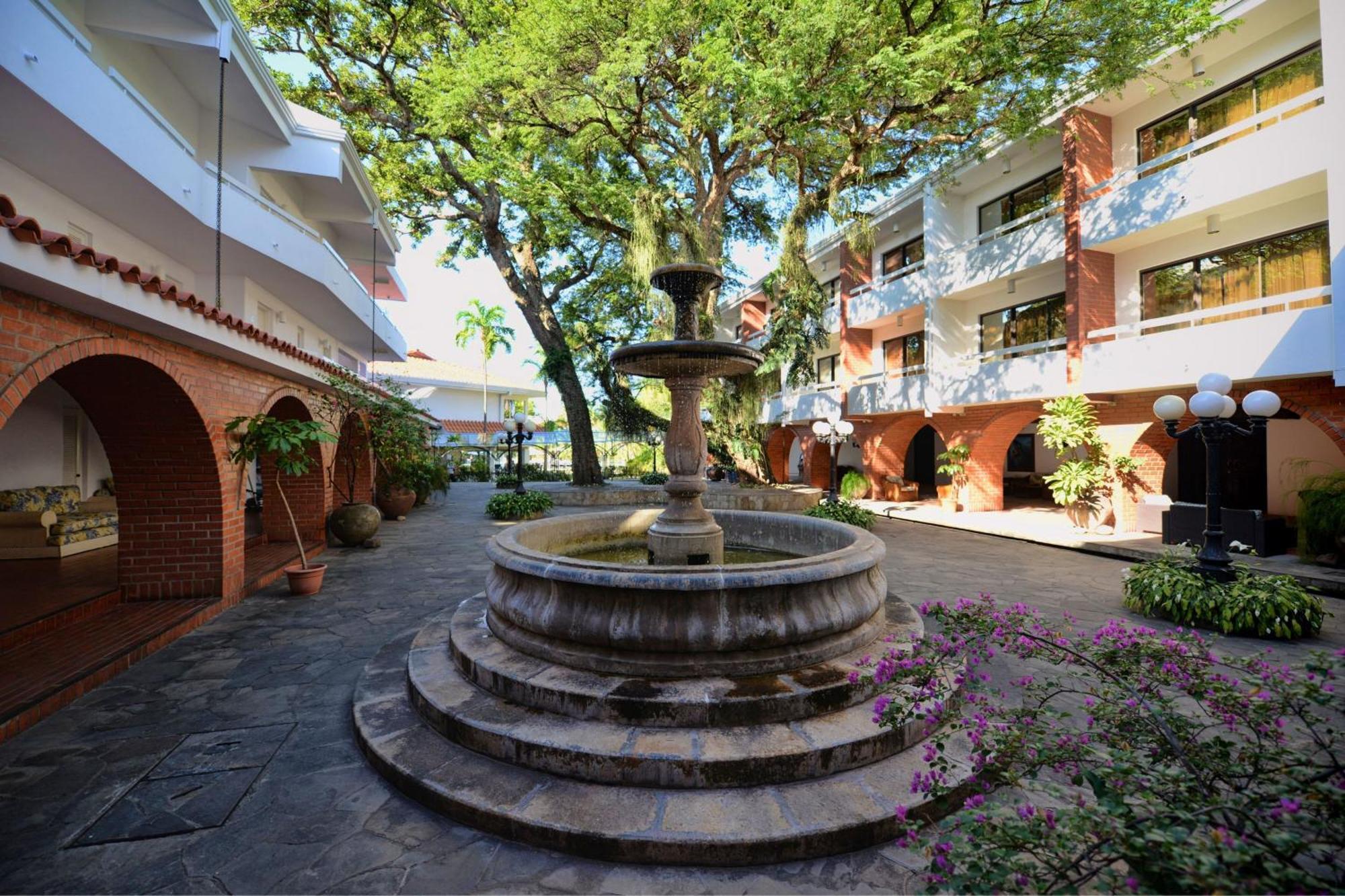 Los Tajibos, Santa Cruz De La Sierra, A Tribute Portfolio Hotel Exteriér fotografie